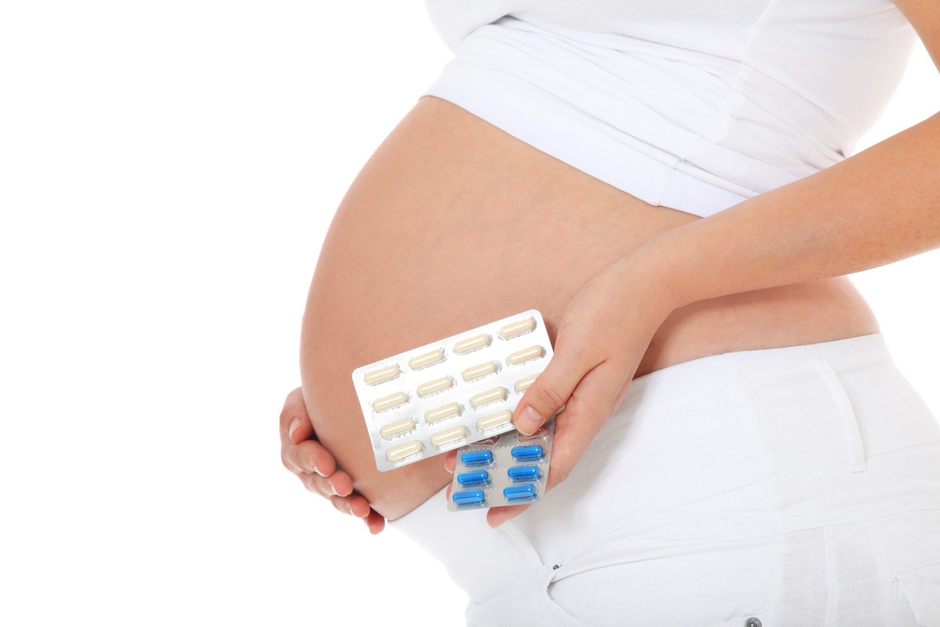 Co na ból gardła w ciąży? Tabletki na gardło w ciąży - jakie można stosować?